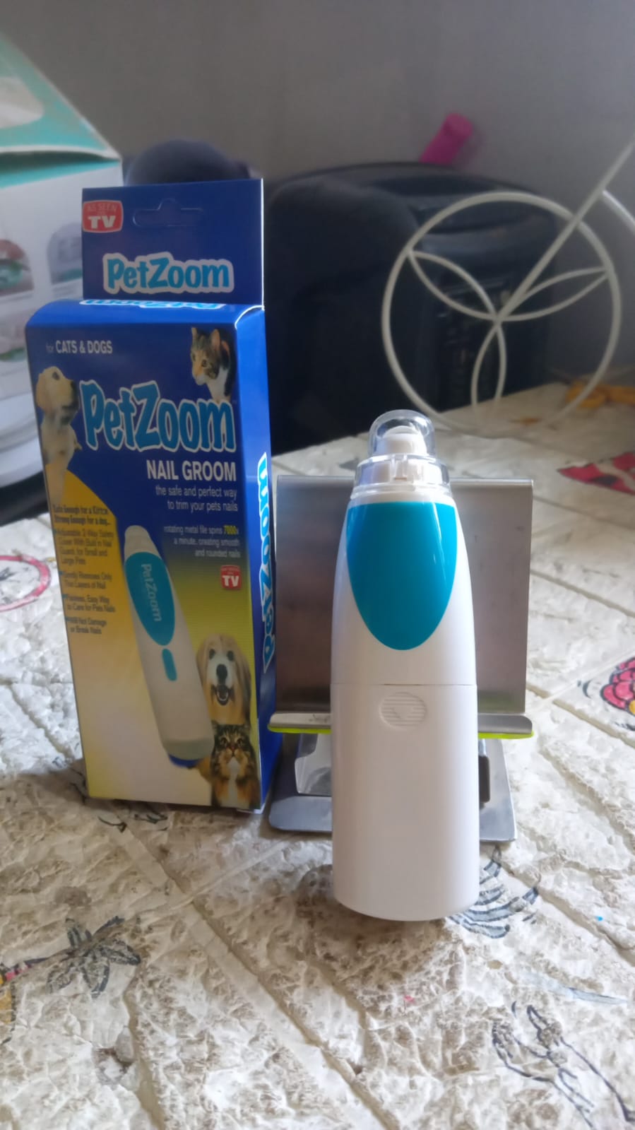 Electric Pet Nail Paw Trimmer Clipper for Dogs and Cats 1 Pc