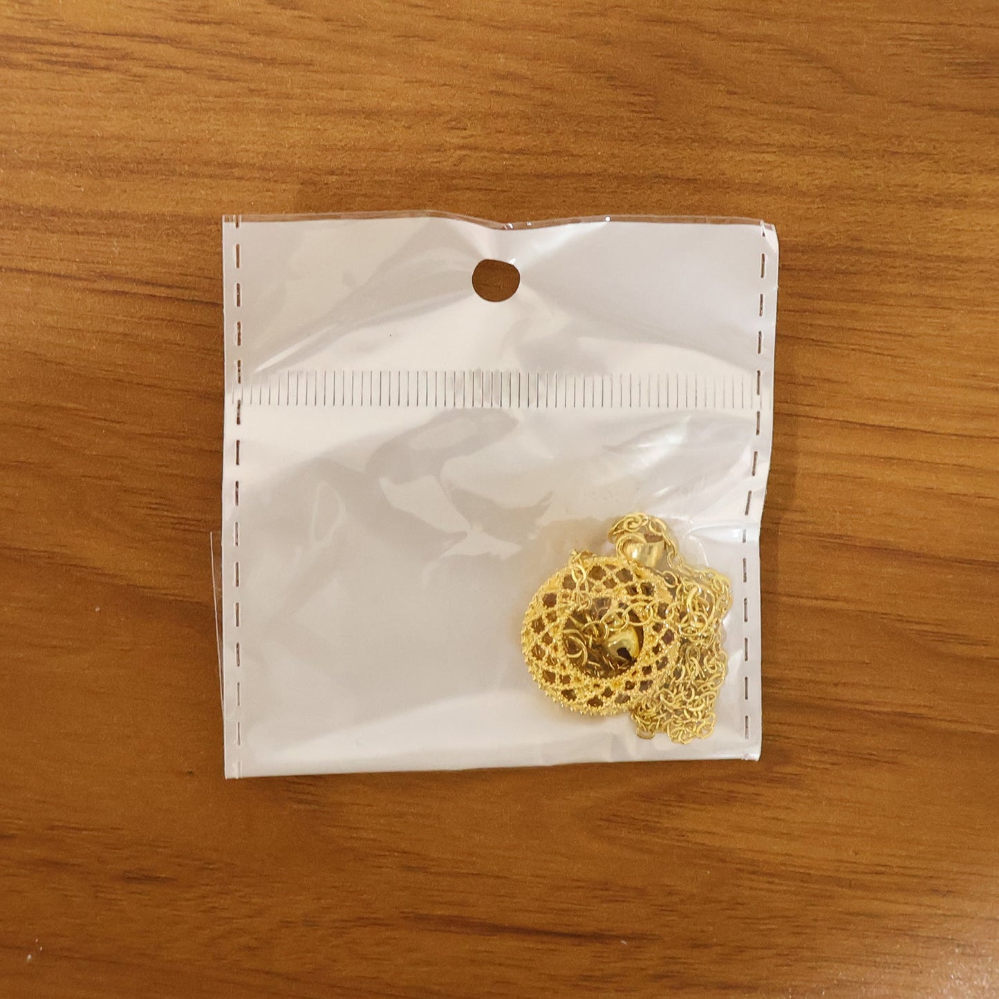 Stylish Fancy Golden Necklace with Intricate Design (1 Pc)