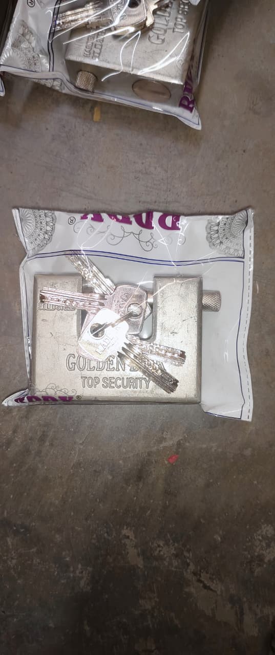 94mm Stainless Steel Padlock: Rectangular, Hardened Steel, 5 Keys