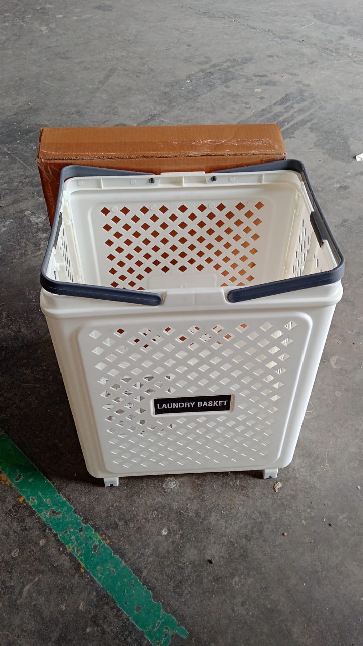 Large Foldable Laundry Basket Wheels - angle