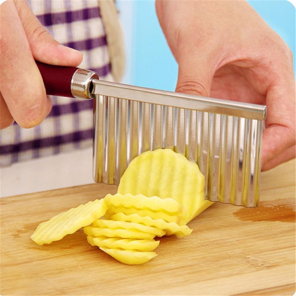  Stainless Steel Crinkle Cutter Knife for Salad - key feature close-up