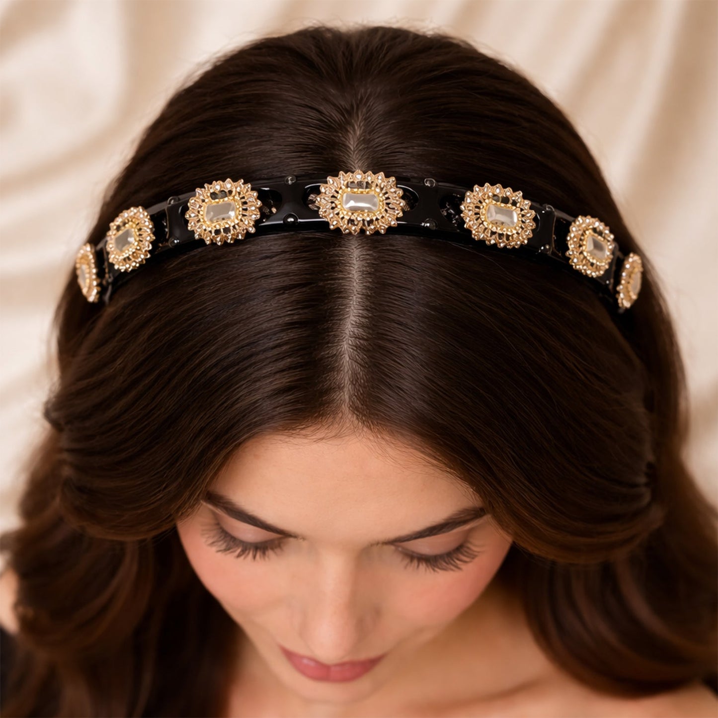 women decorative gold hairband
