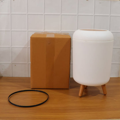 Small size indoor trash can