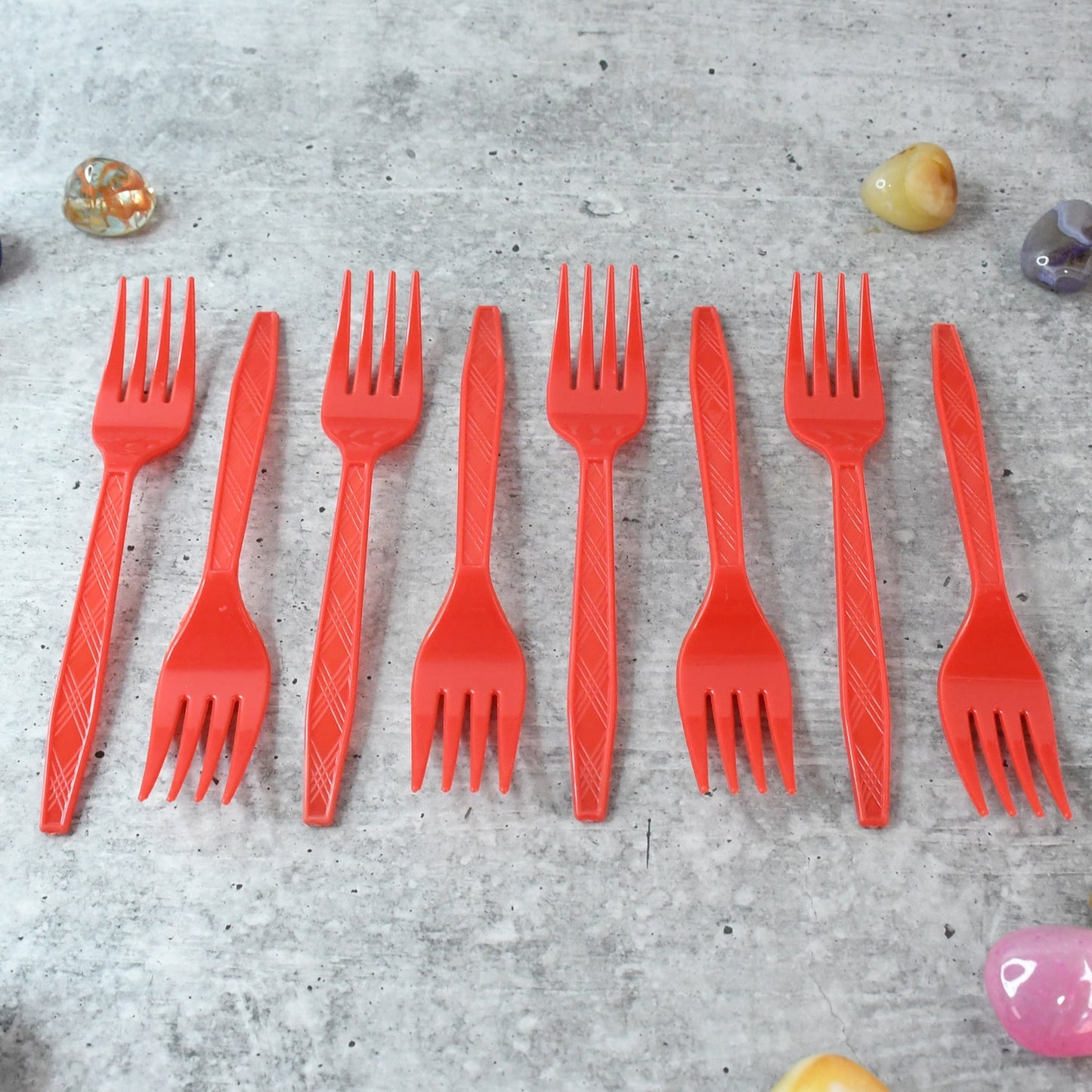 Premium Disposable Plastic Forks (8 Pc)