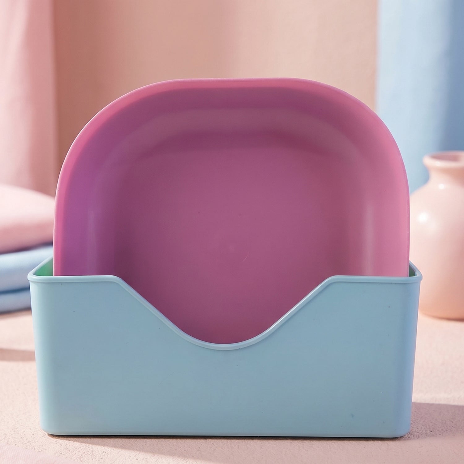 Colorful Plastic Plate Set