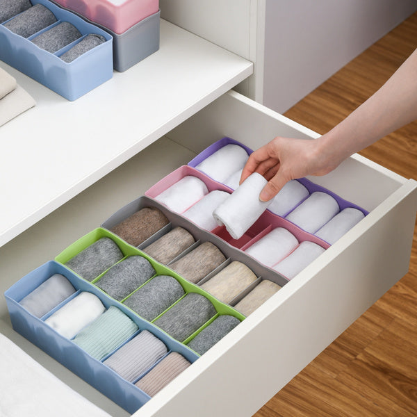 Clear plastic bead storage tray multiple compartments for easy organization India