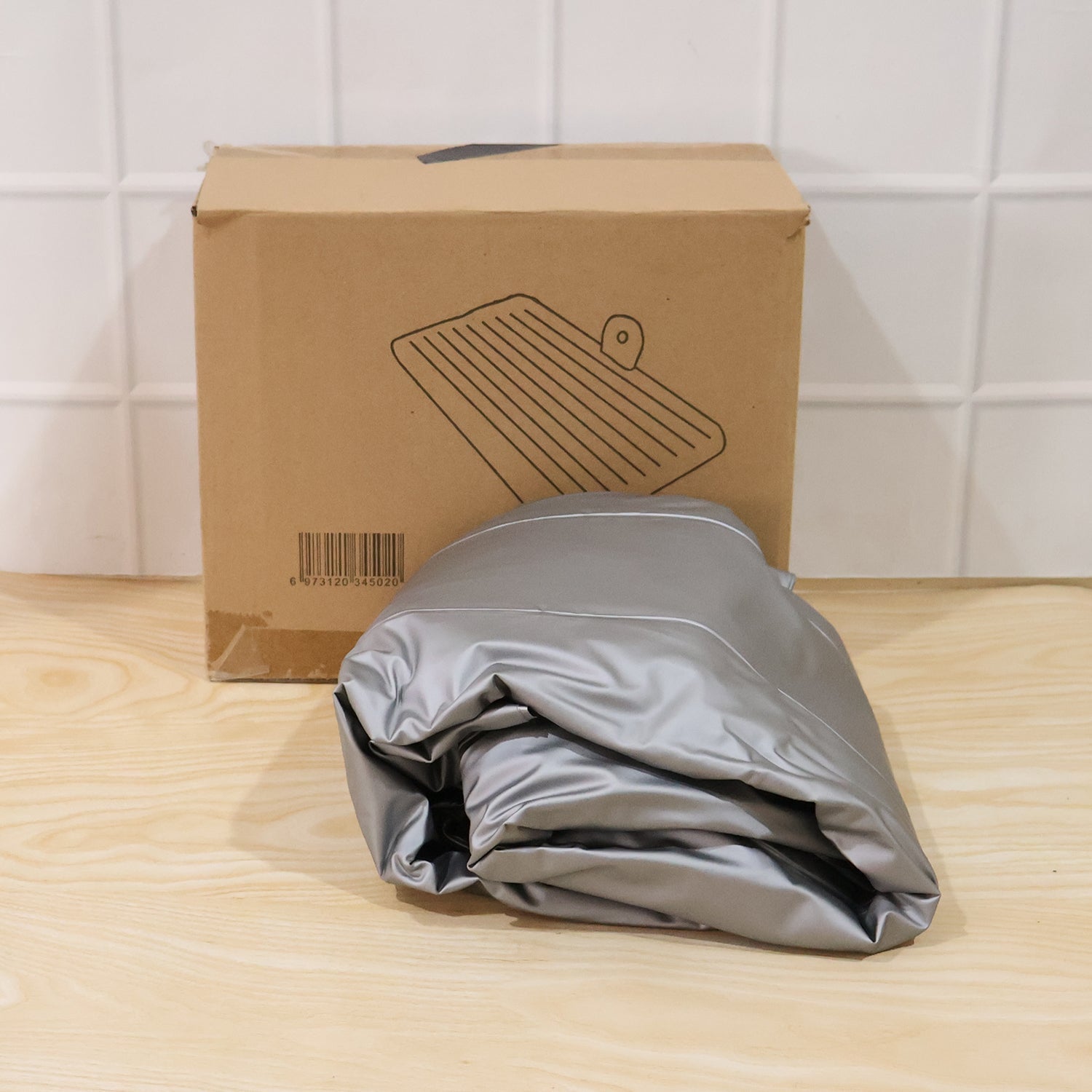 Car Air Mattress Folded with Packaging Box