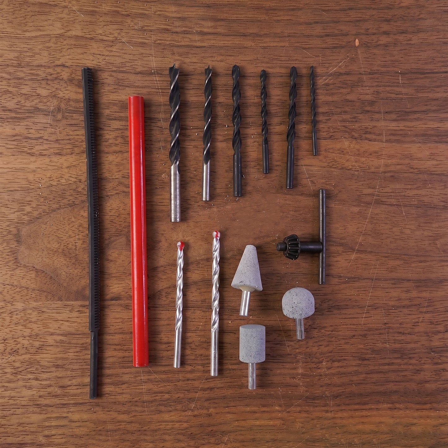 Drill bits grinding stones screwdriver bits flatlay accessories kit