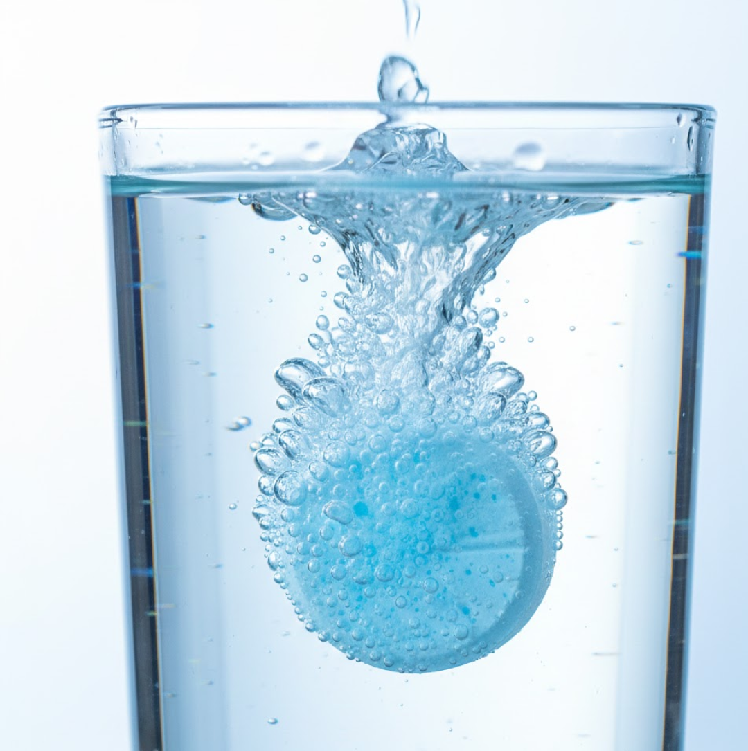 Cleaning effect diagram of car wiper detergent tablets