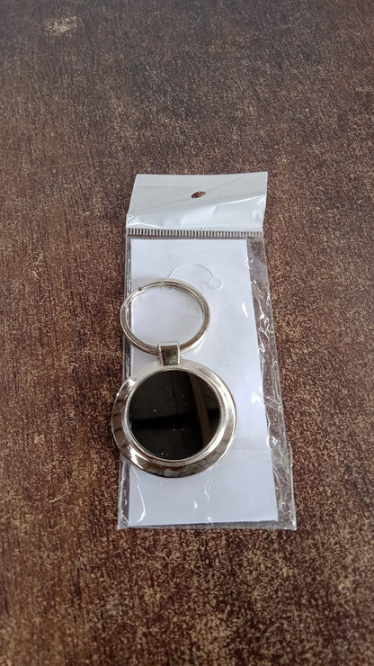 Premium Round Shape Metal Keychain (1 Pc)