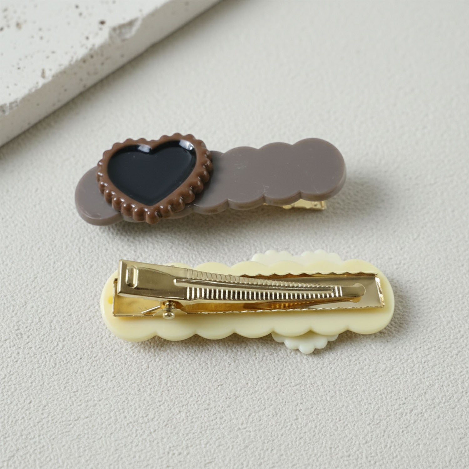 Party wear heart hair clip set