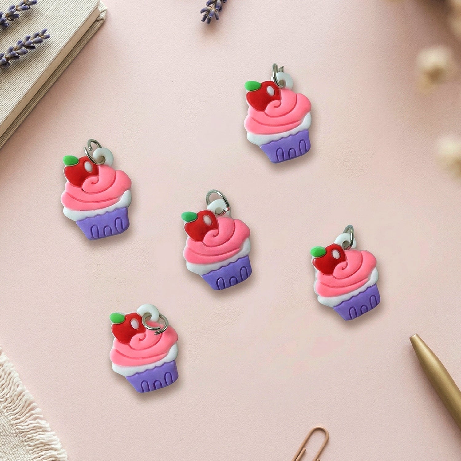 rubber cupcake keychain pack