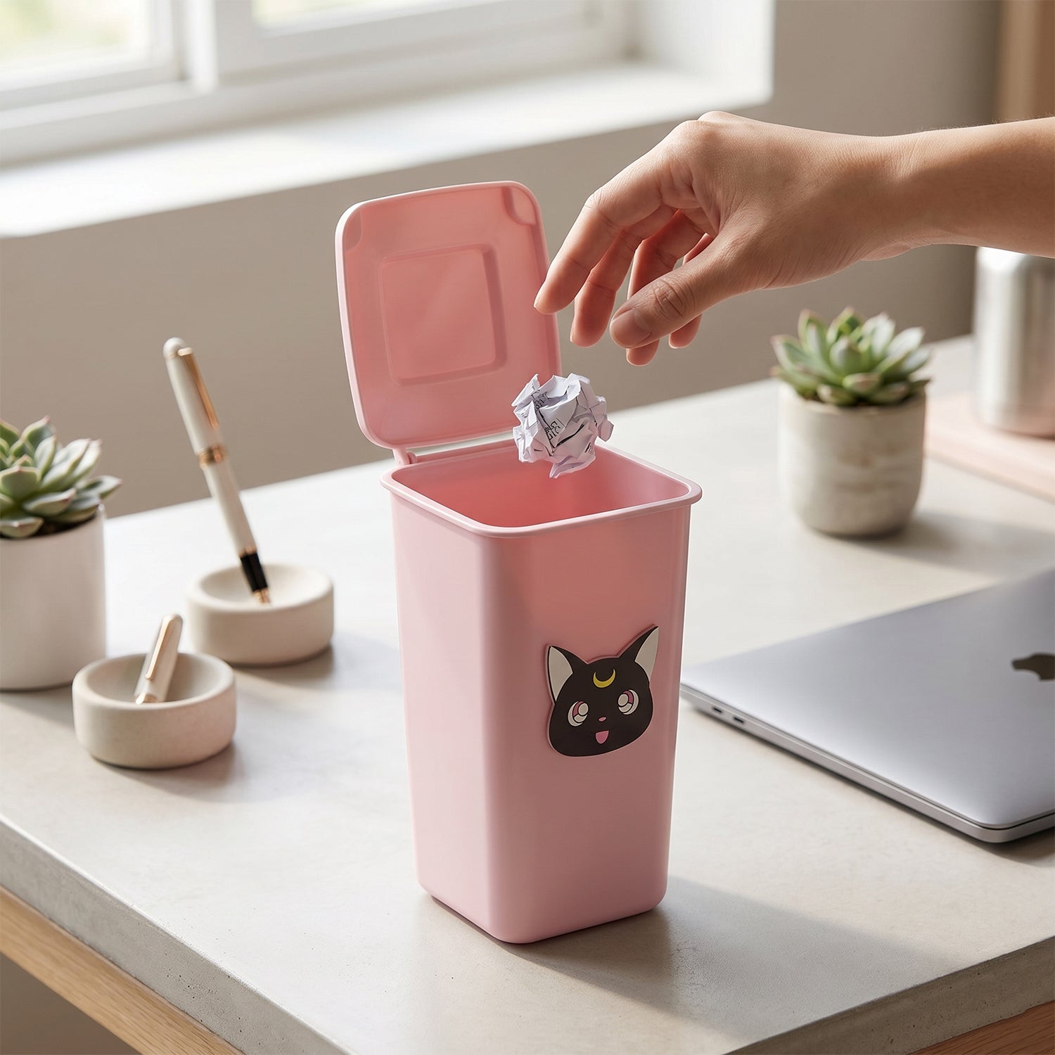 desk decor pen holder pink