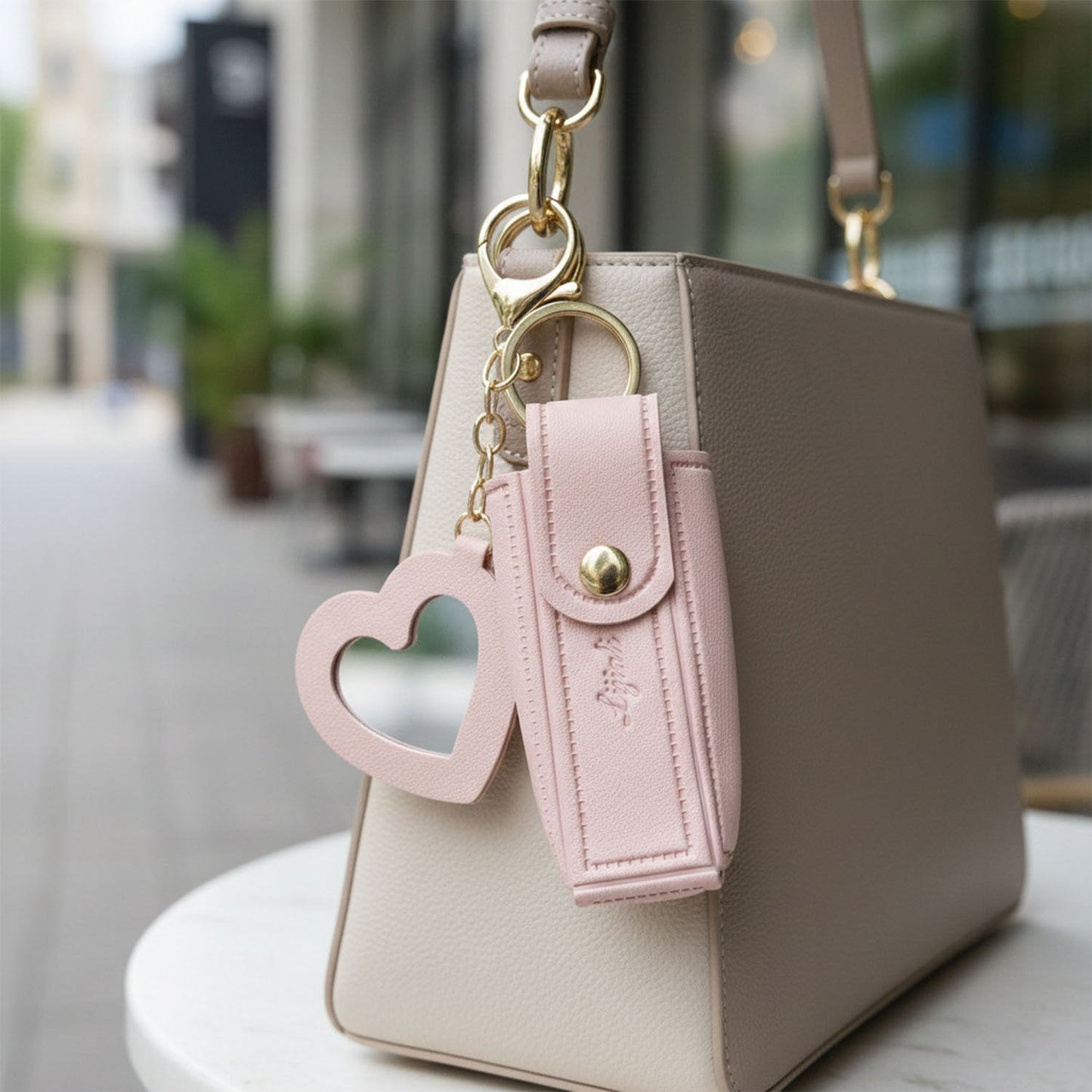 Portable coin purse for daily use