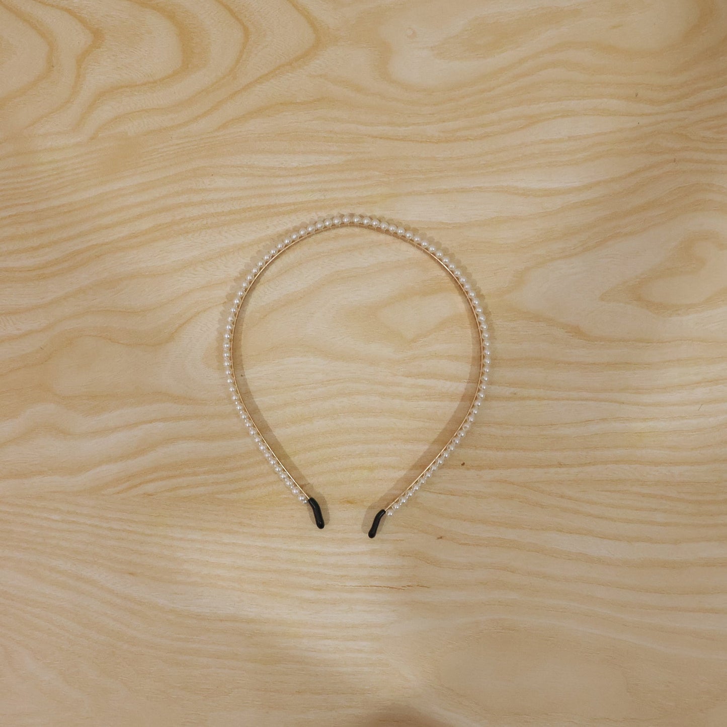 Premium Pearl Embellished Slim Hairband (1 Pc)
