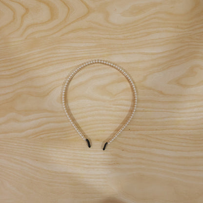Premium Pearl Embellished Slim Hairband (1 Pc)
