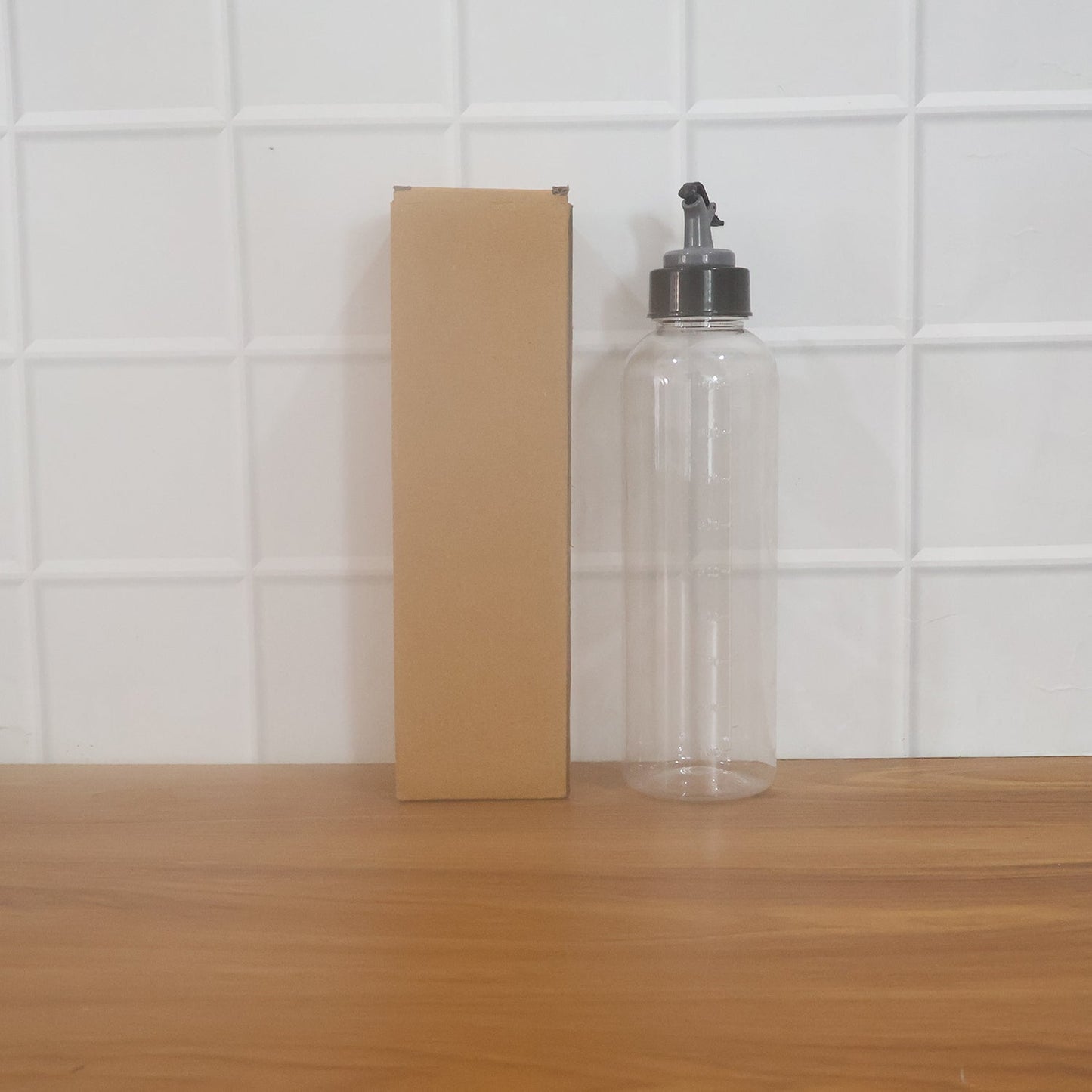 flip cap oil dispenser bottle plastic