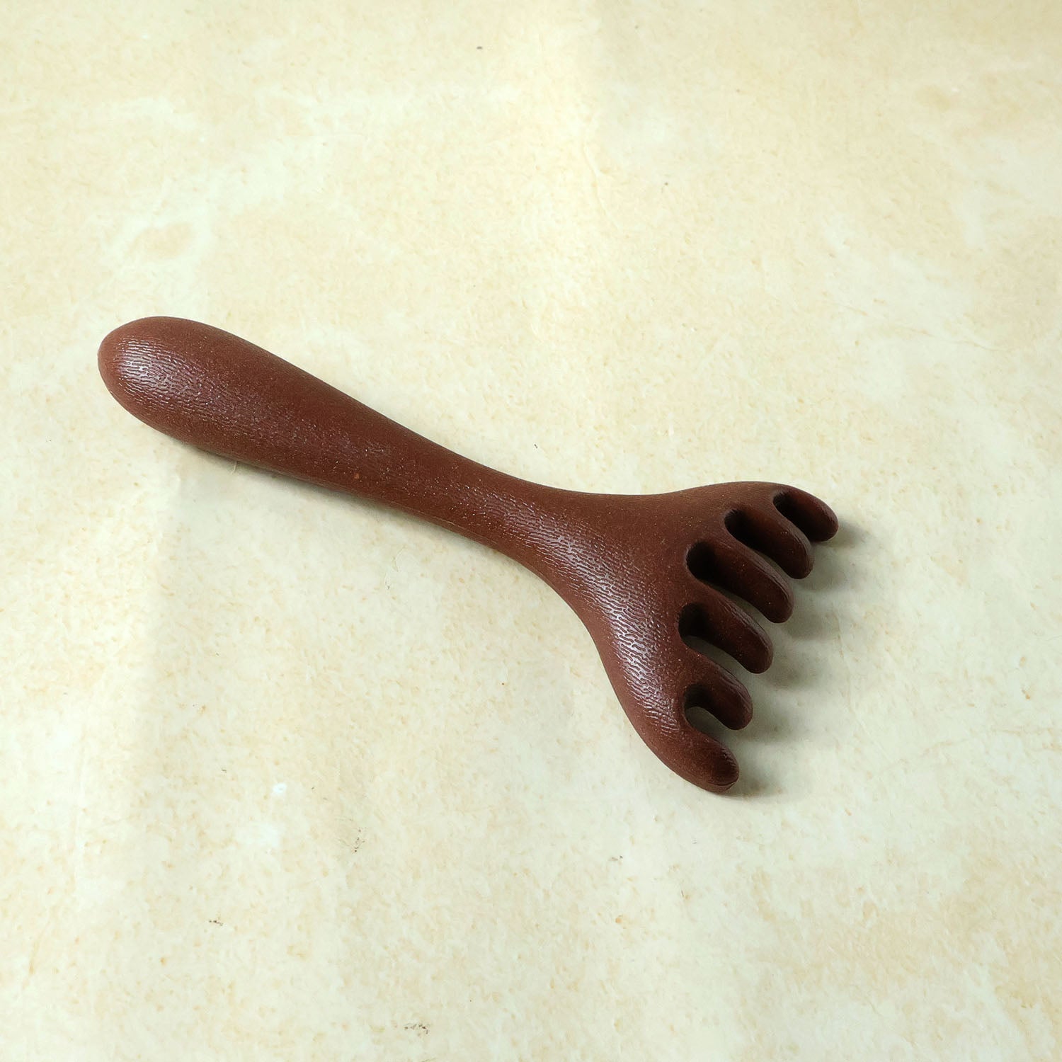 Portable head and neck massager