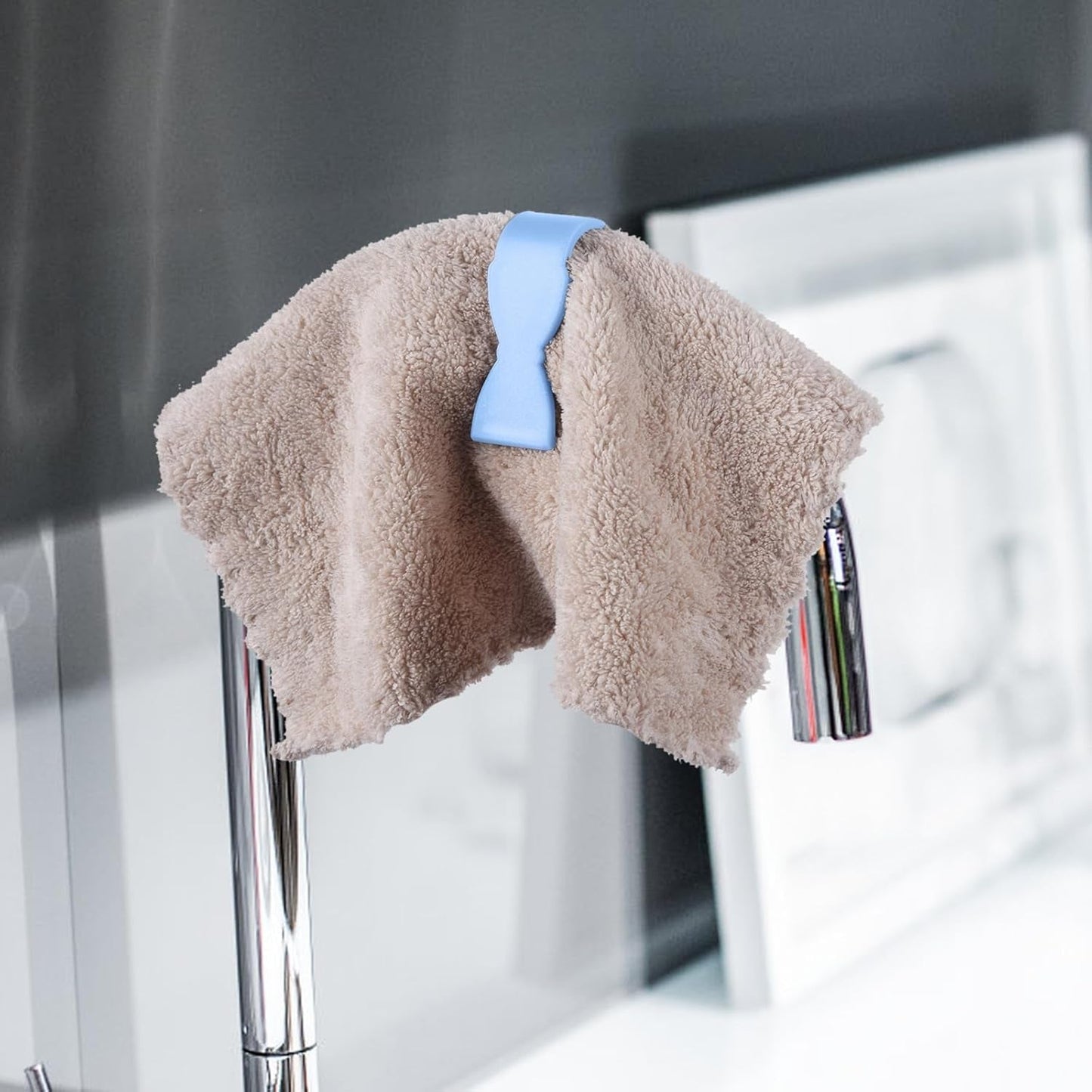 Multipurpose Towel Holder Clips Set (6 Pc Set)