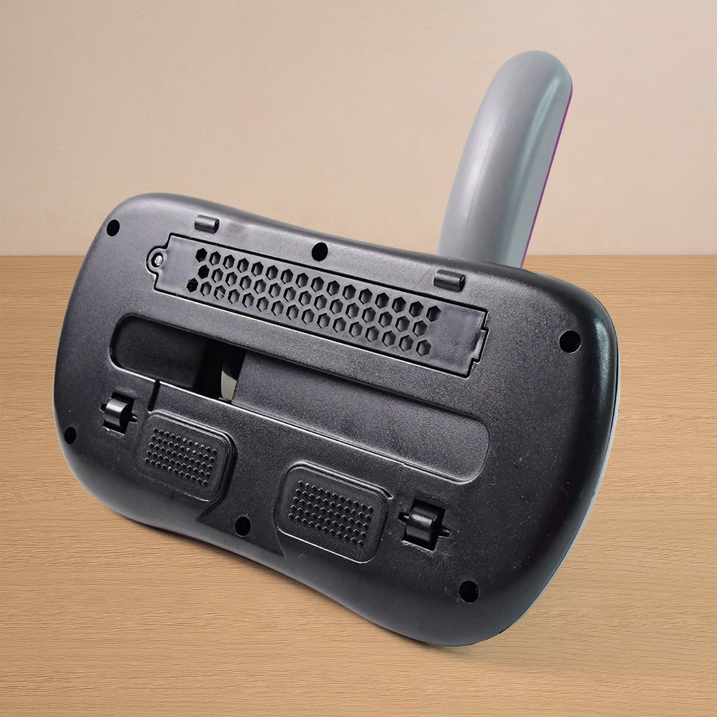 Low Noise Vacuum Cleaner for Bed