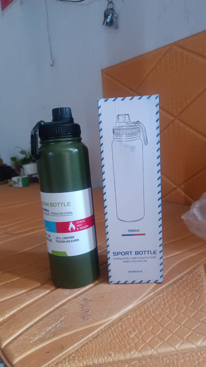 Stainless Steel Double Wall Vacuum-Insulated Drink Water Bottle (800 ML Approx / Mix Color)