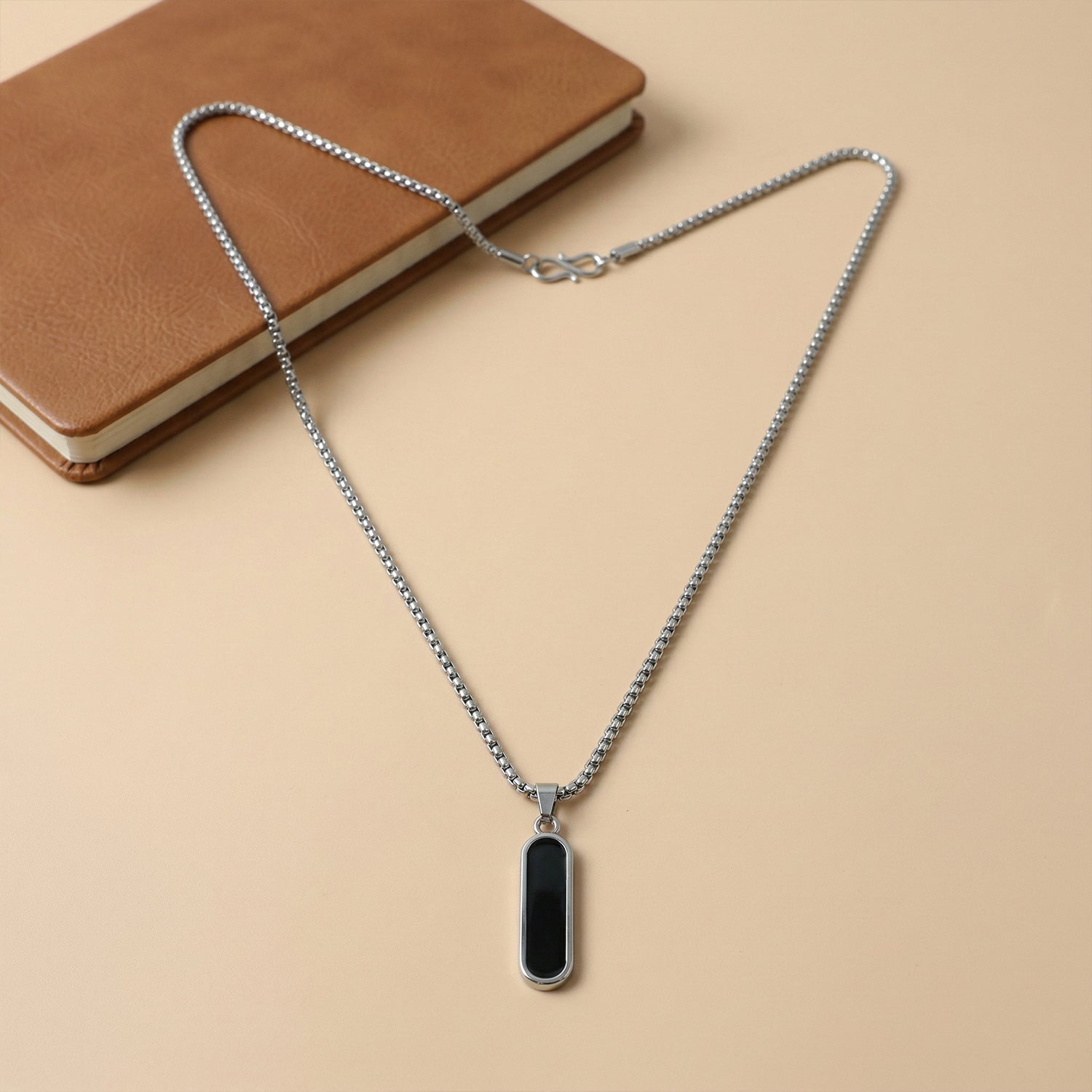 premium metal necklace gifting set