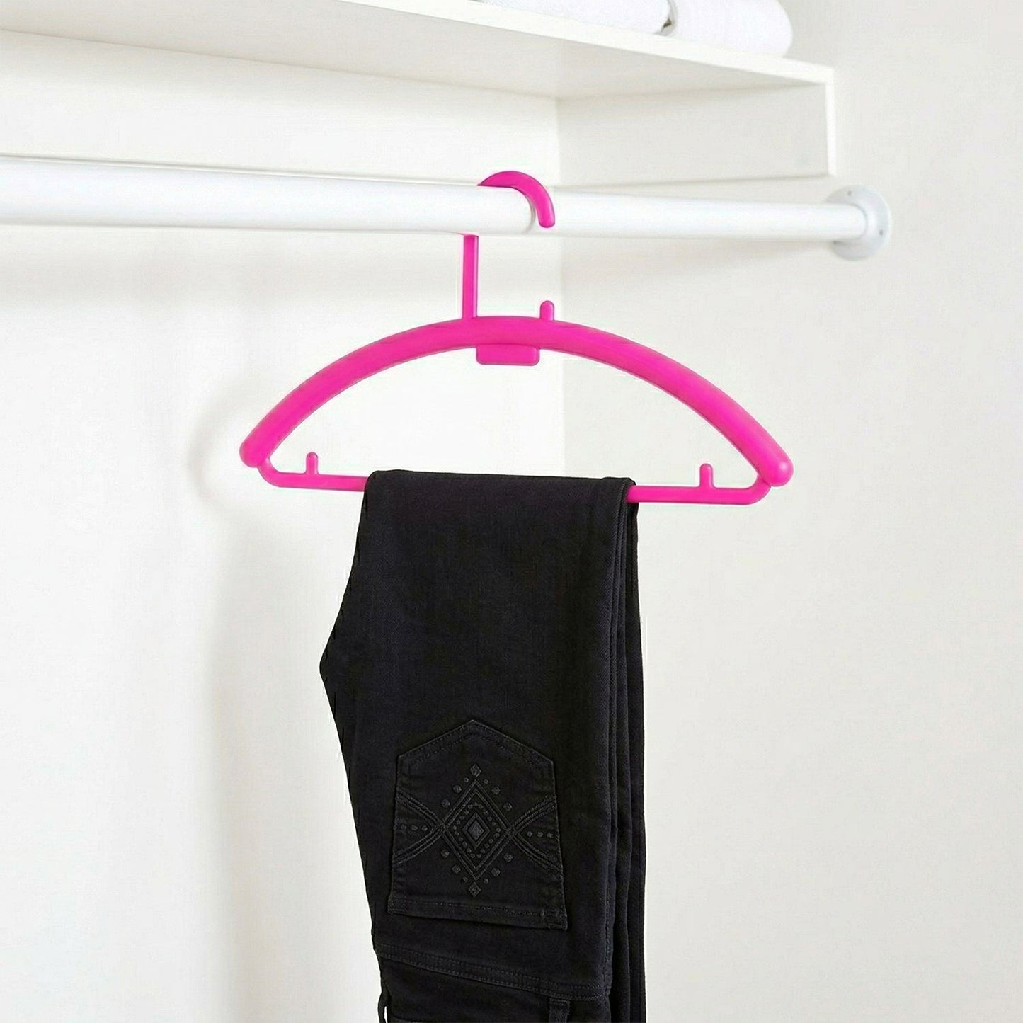 plastic clothes hanger holder